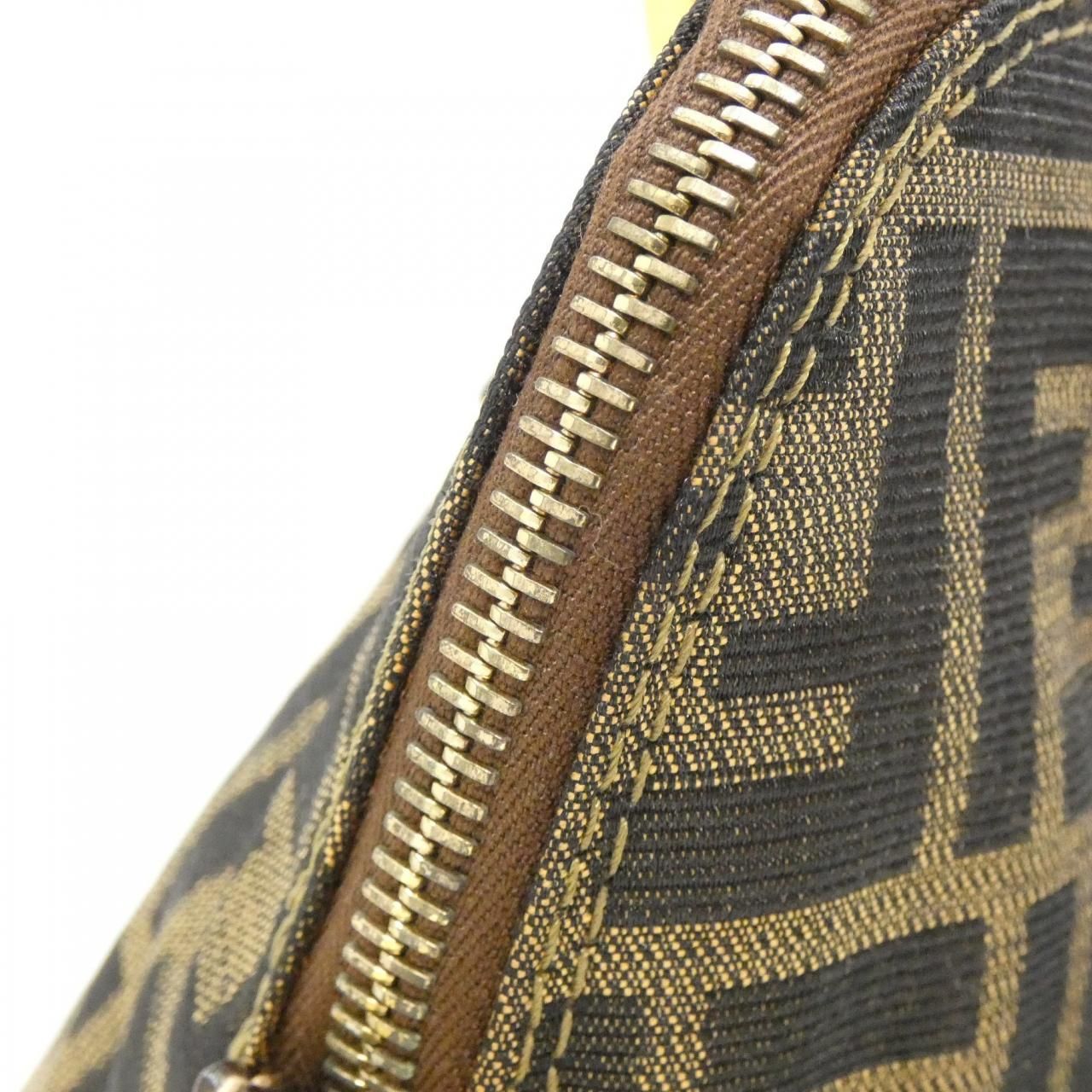 Fendi Vintage Bag Handbag Gold — view 4