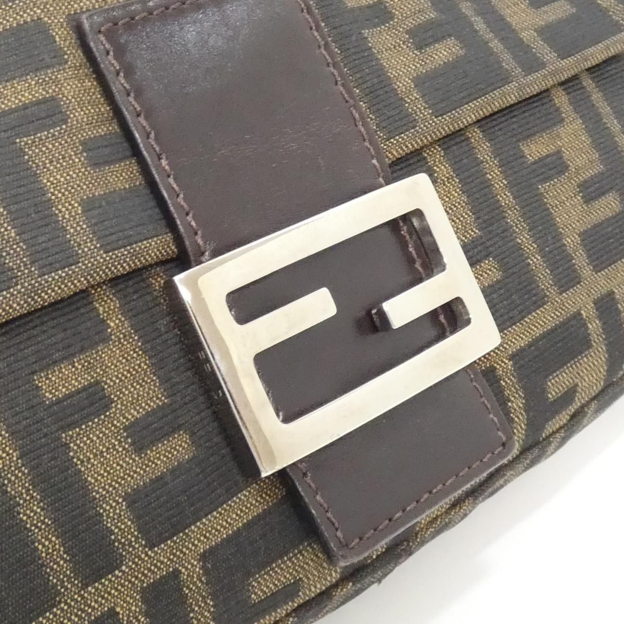 Fendi Vintage Baguette Shoulder — view 5