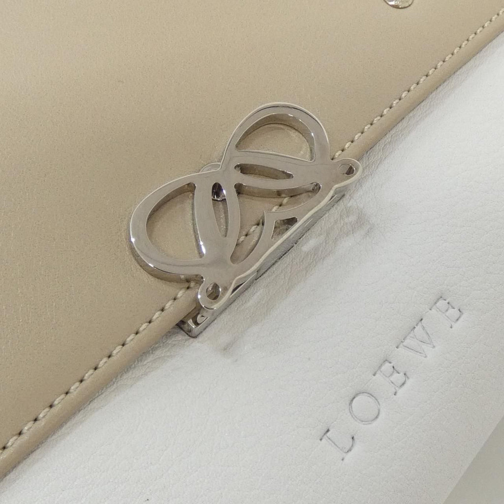 Loewe Vintage Bag Handbag White — view 5