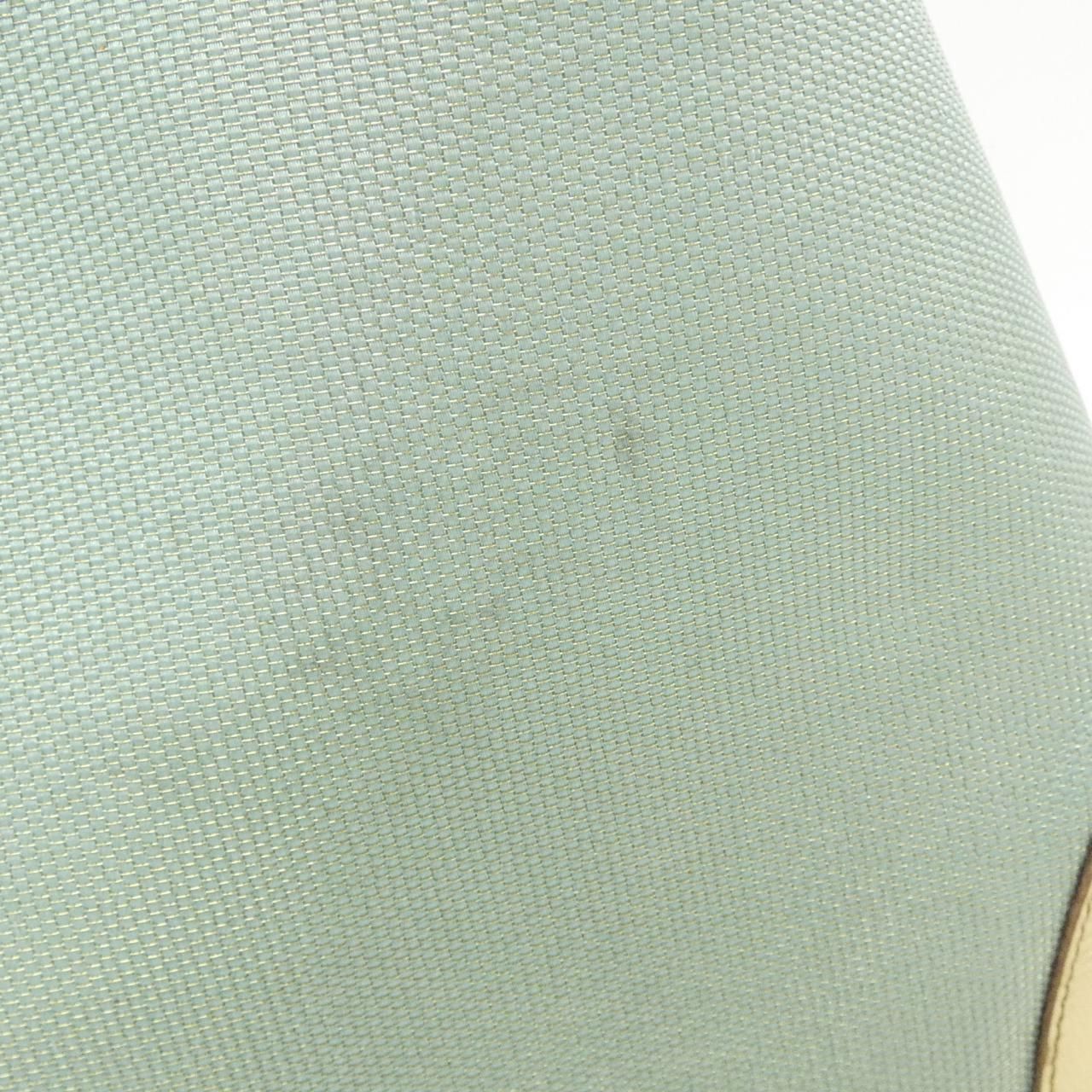 Gucci Vintage 001 Shoulder — view 4
