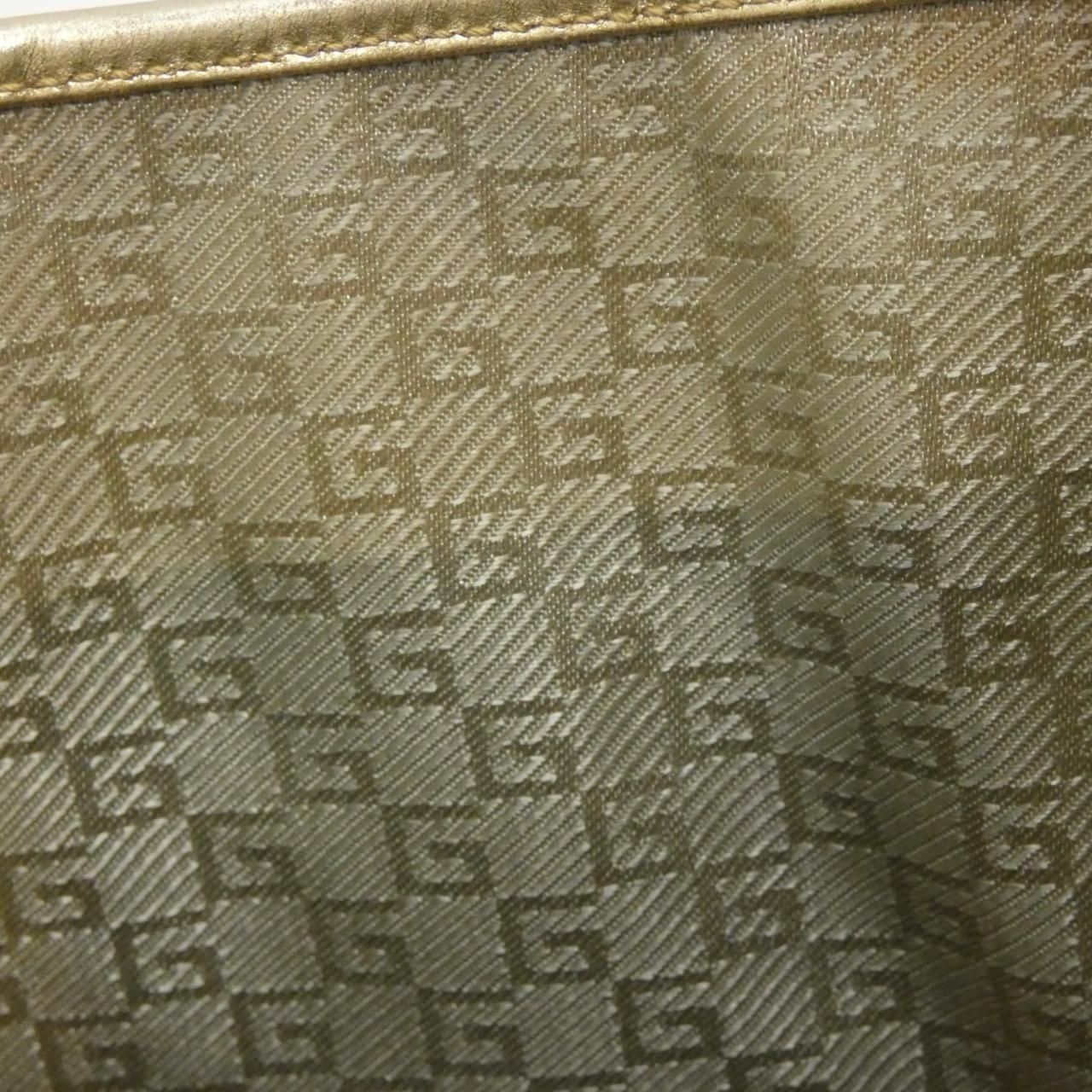 Gucci Vintage 001 Shoulder — view 8