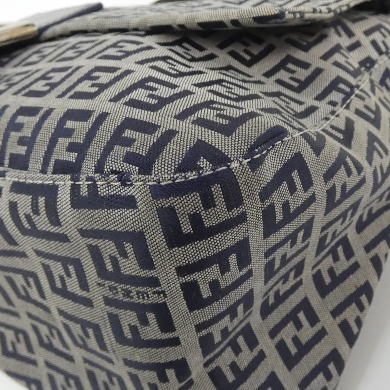 Fendi Vintage Mamma Baguette Shoulder — view 3