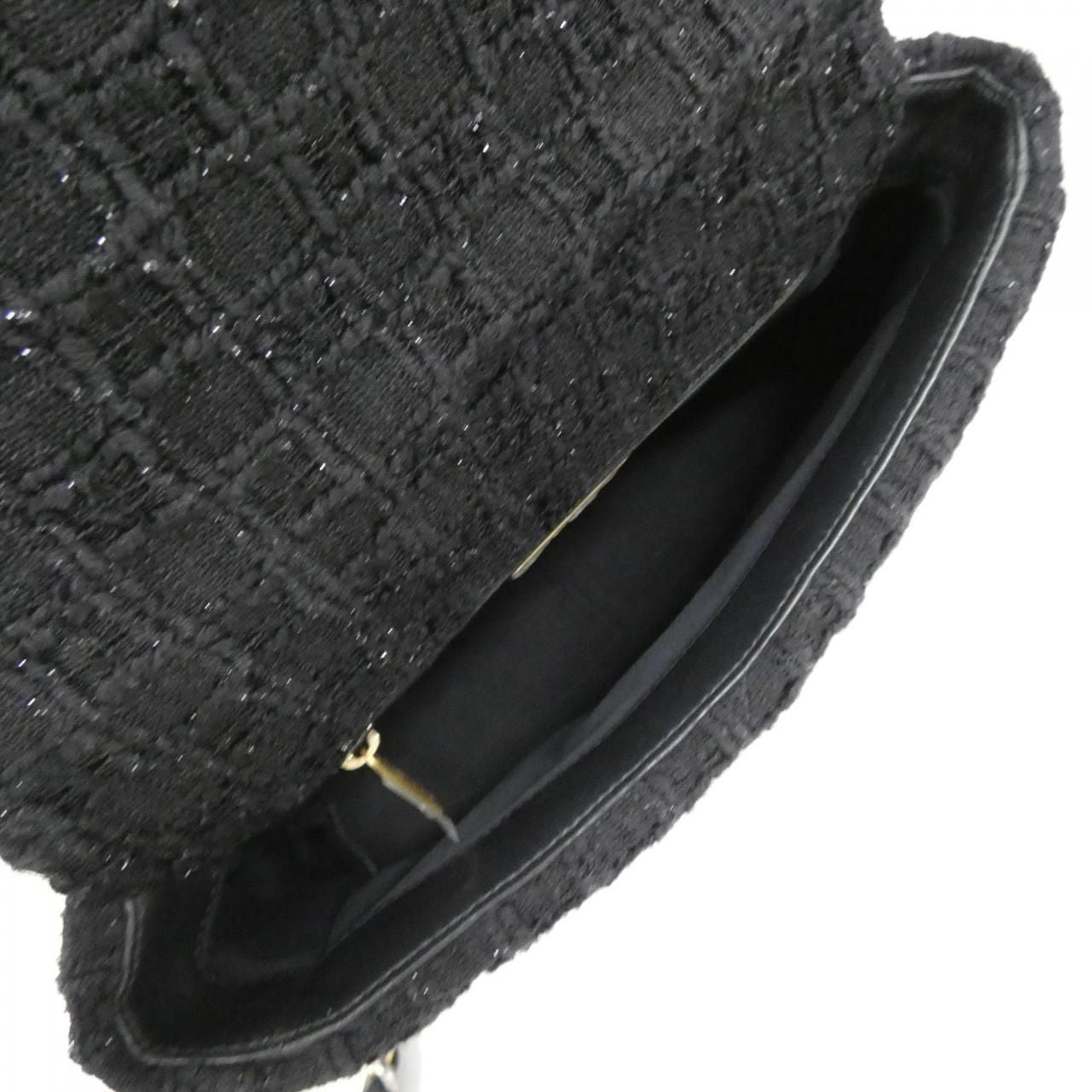 Chanel 19 Line Shoulder — view 8