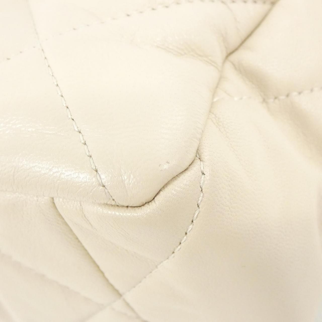Chanel 19 Line Shoulder — view 3