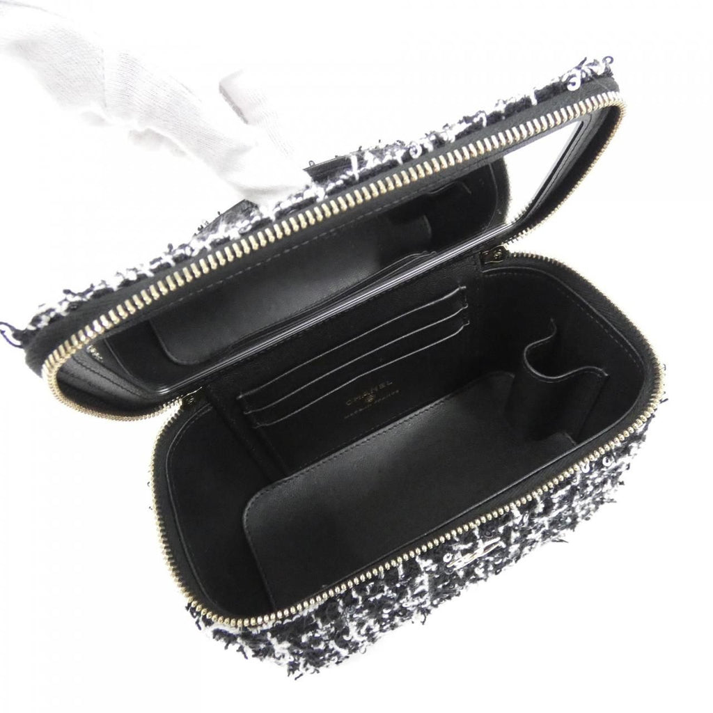 Chanel Bag Handbag Black — view 7