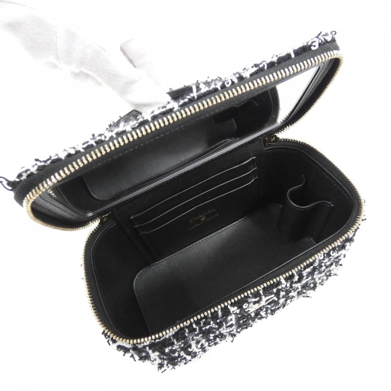 Chanel Bag Handbag Black — view 7