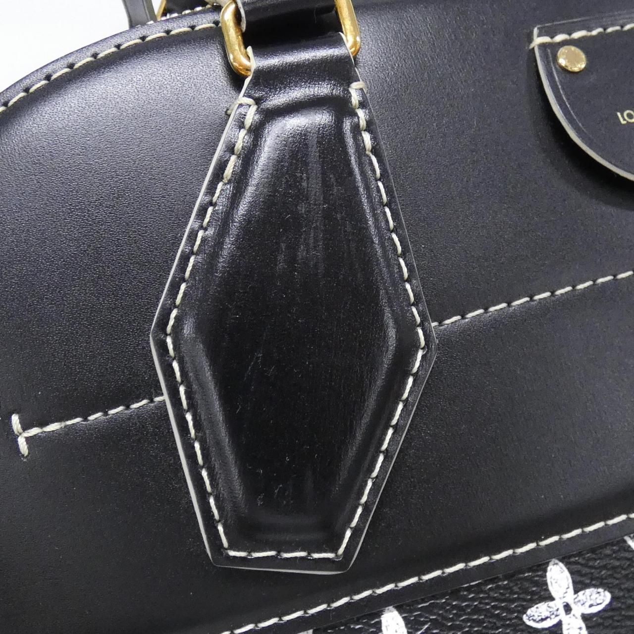 Louis Vuitton Monogram Alma Small XXL Shoulder — view 4