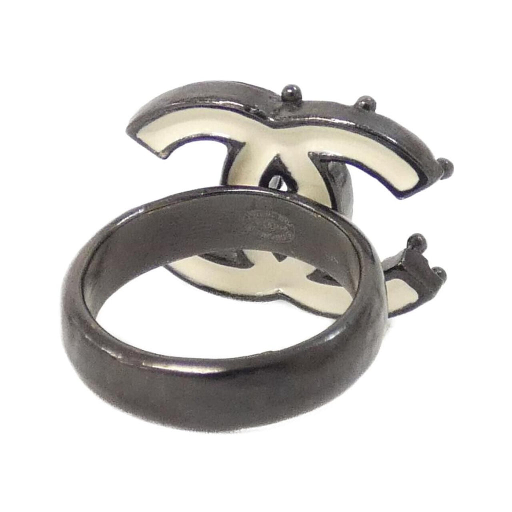 Chanel Ring White — view 2