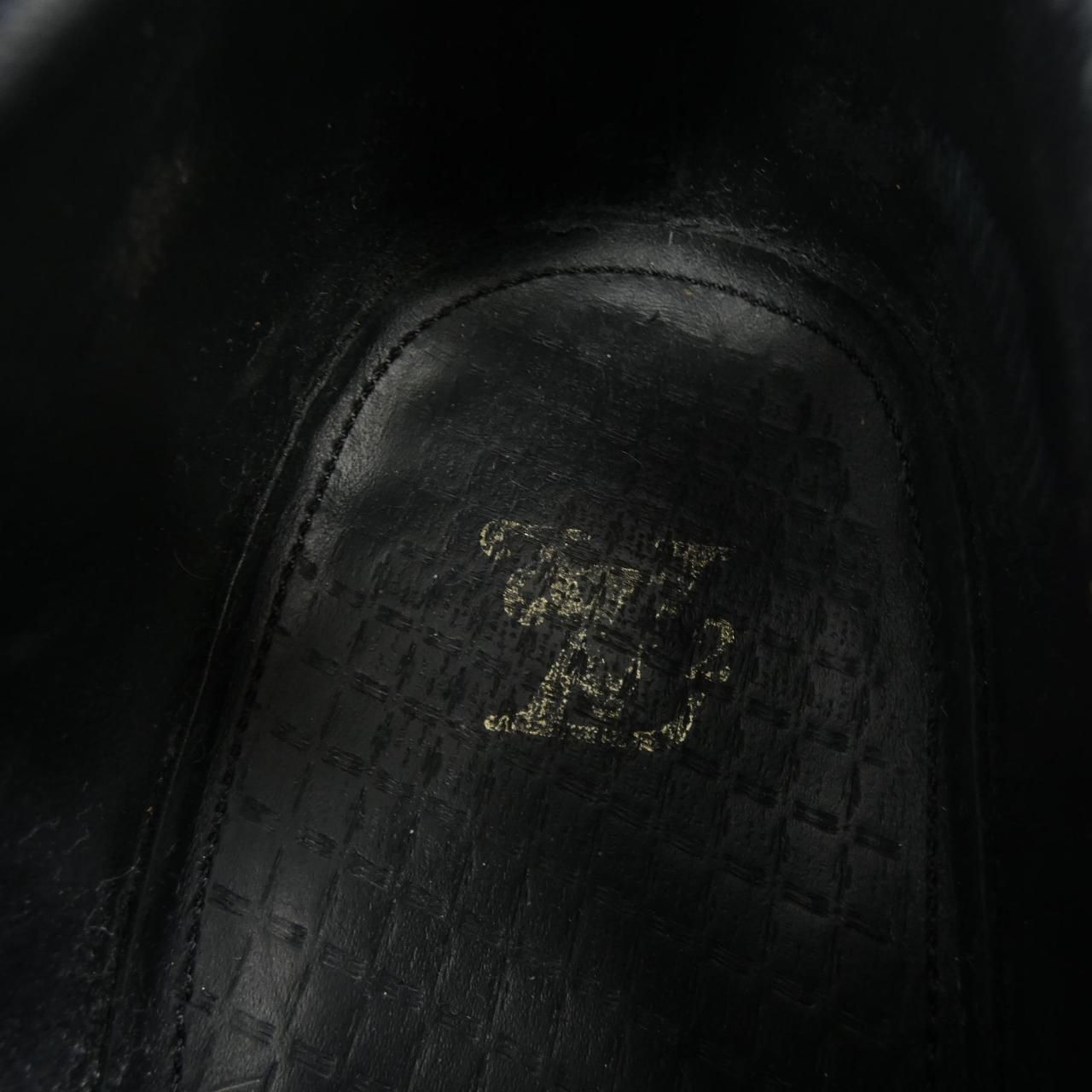 Louis Vuitton Voltaire Line Shoes — view 8