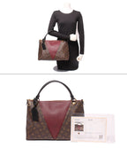 Louis Vuitton Tote MM Monogram — view 9