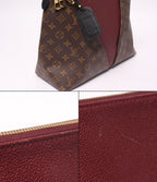 Louis Vuitton Tote MM Monogram — view 7