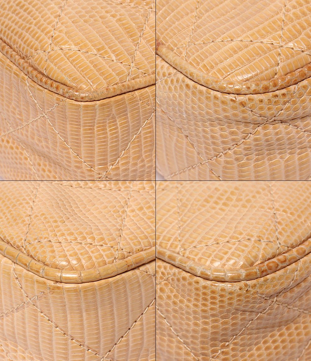 Chanel Chain Shoulder Bag Crossbody Gold Quilted — view 5