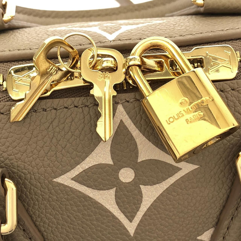 Louis Vuitton Bicolor Monogram Empreinte Speedy Bandouliere 20 cm Boston — view 3