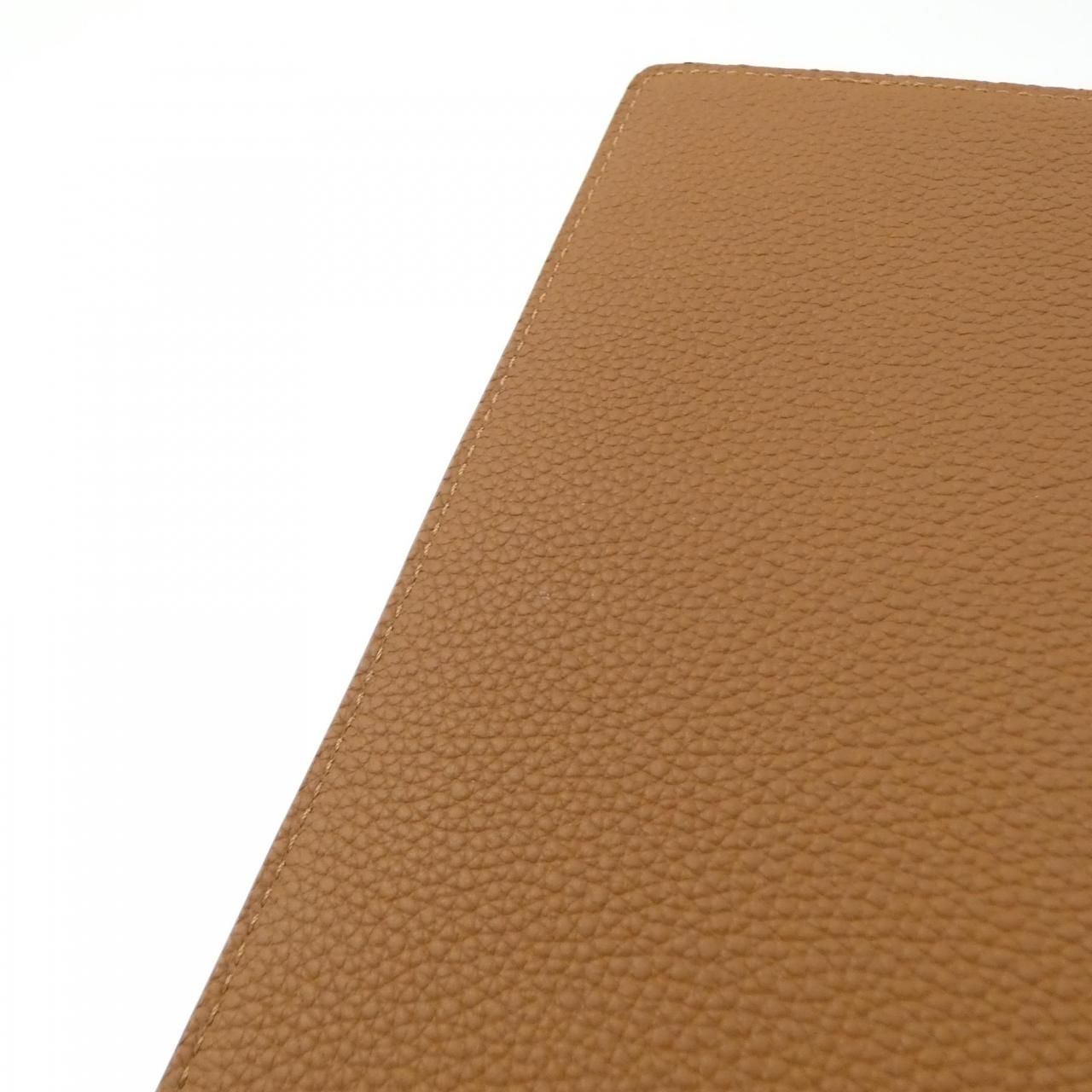 Louis Vuitton LV Aerogram Portefeuille Brazza Wallet — view 4