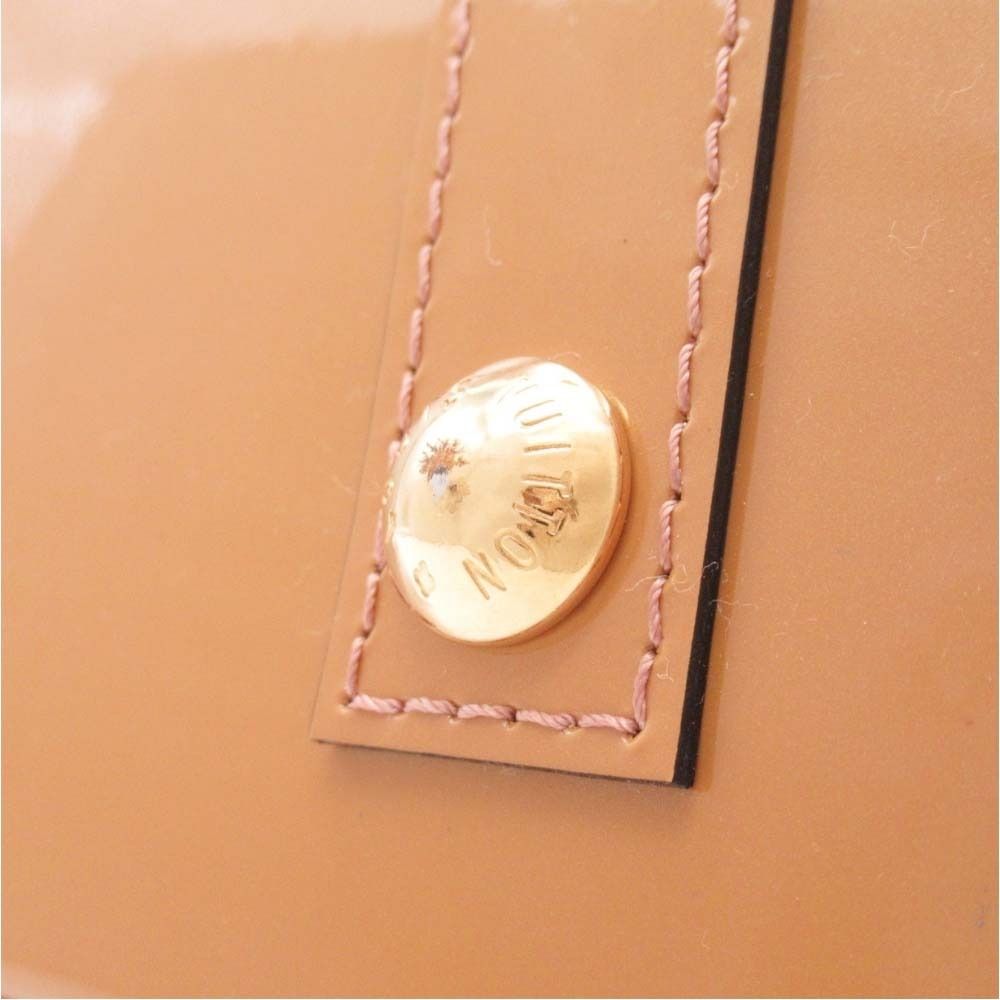 Louis Vuitton Vernis Alma PM Handbag Beige Rosevelle — view 7