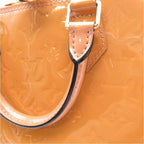 Louis Vuitton Vernis Alma PM Handbag Beige Rosevelle — view 9