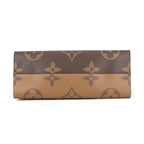 Louis Vuitton Tote Monogram Reverse Giant On The Go GM 2-Way — view 3