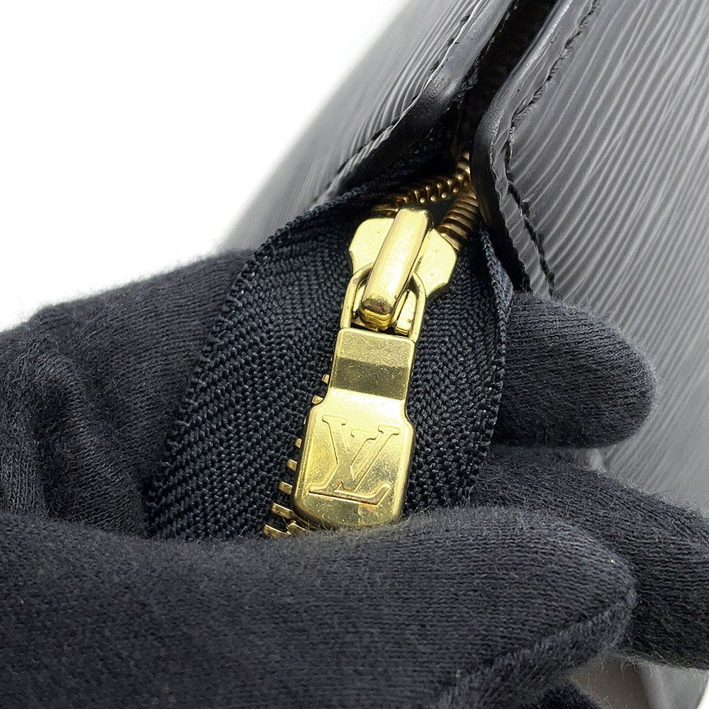 Louis Vuitton Handbag Epi Sac Triangle Bag Black — view 9