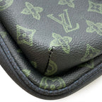 Louis Vuitton Belt Bag Monogram Record Avenue LV Fall Collection — view 8