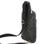 Louis Vuitton Belt Bag Monogram Record Avenue LV Fall Collection — view 3