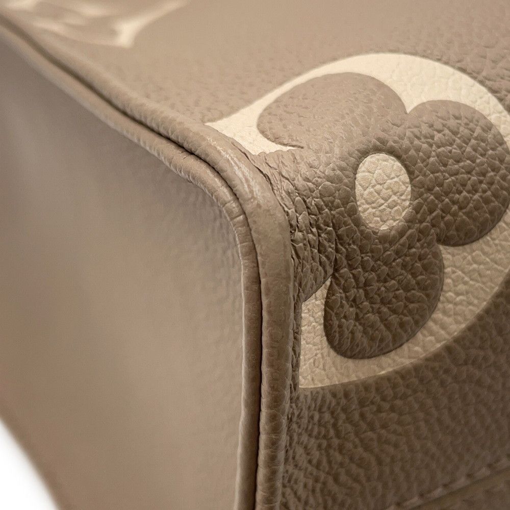 Louis Vuitton Monogram Empreinte On The Go PM Bicolor Tote 2-Way Shoulder — view 7