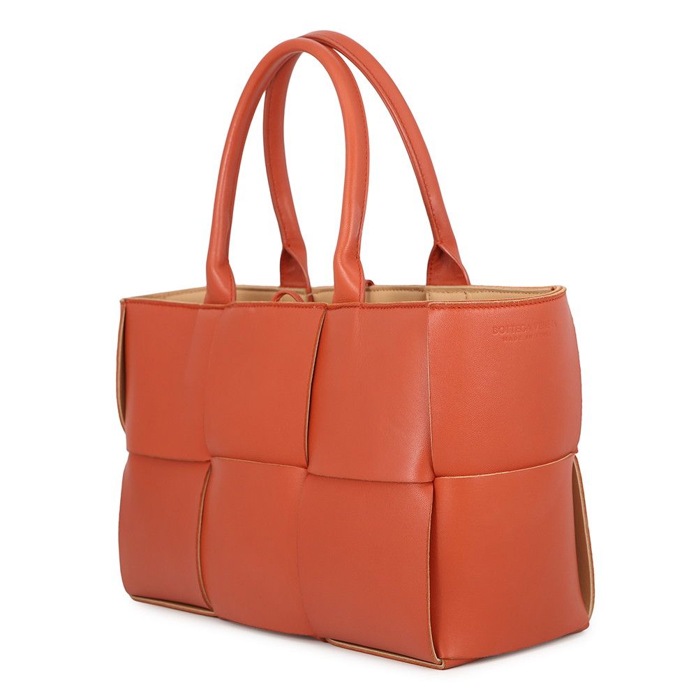 Bottega Veneta Handbag Intrecciato Arco Tote Small Leather — view 2