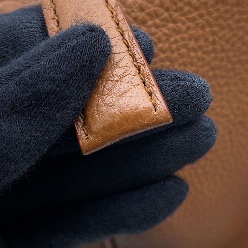Prada Shoulder Bag Vitello Daino Gray Leather — view 9