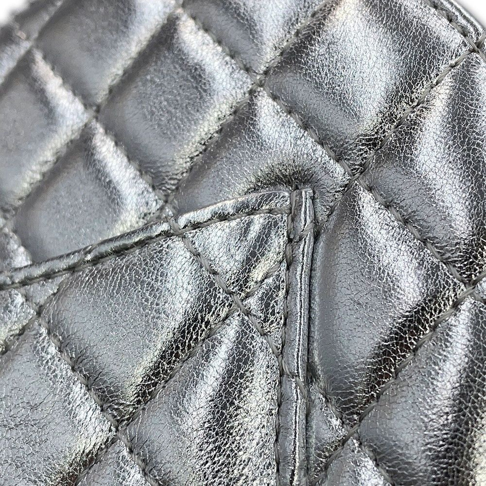 Chanel Chain Shoulder Bag Quilted CC Logo Heart — view 8