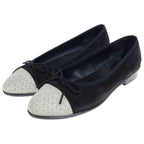 Chanel CC Logo Flat Shoes Black — view 2