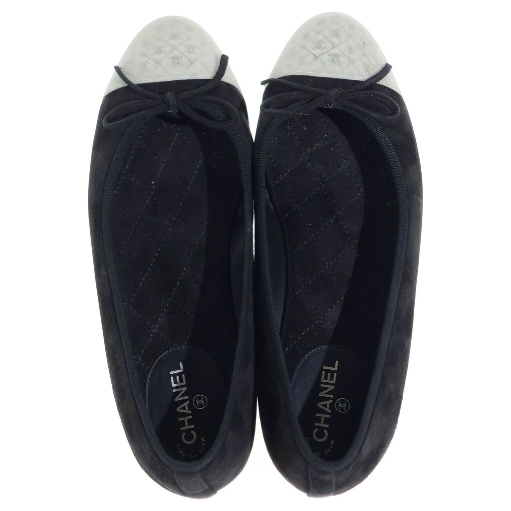 Chanel CC Logo Flat Shoes Black — view 4