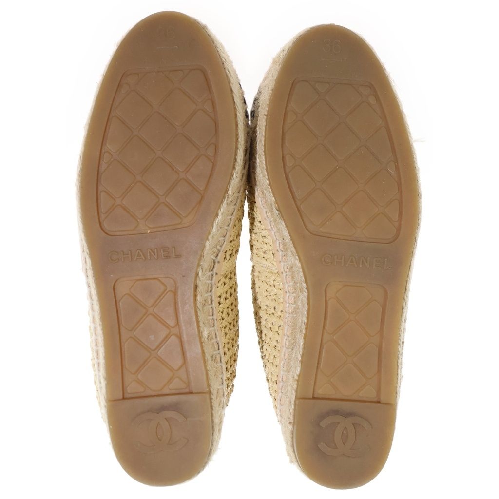 Chanel CC Logo Espadrilles Flat Shoes Beige Black — view 5
