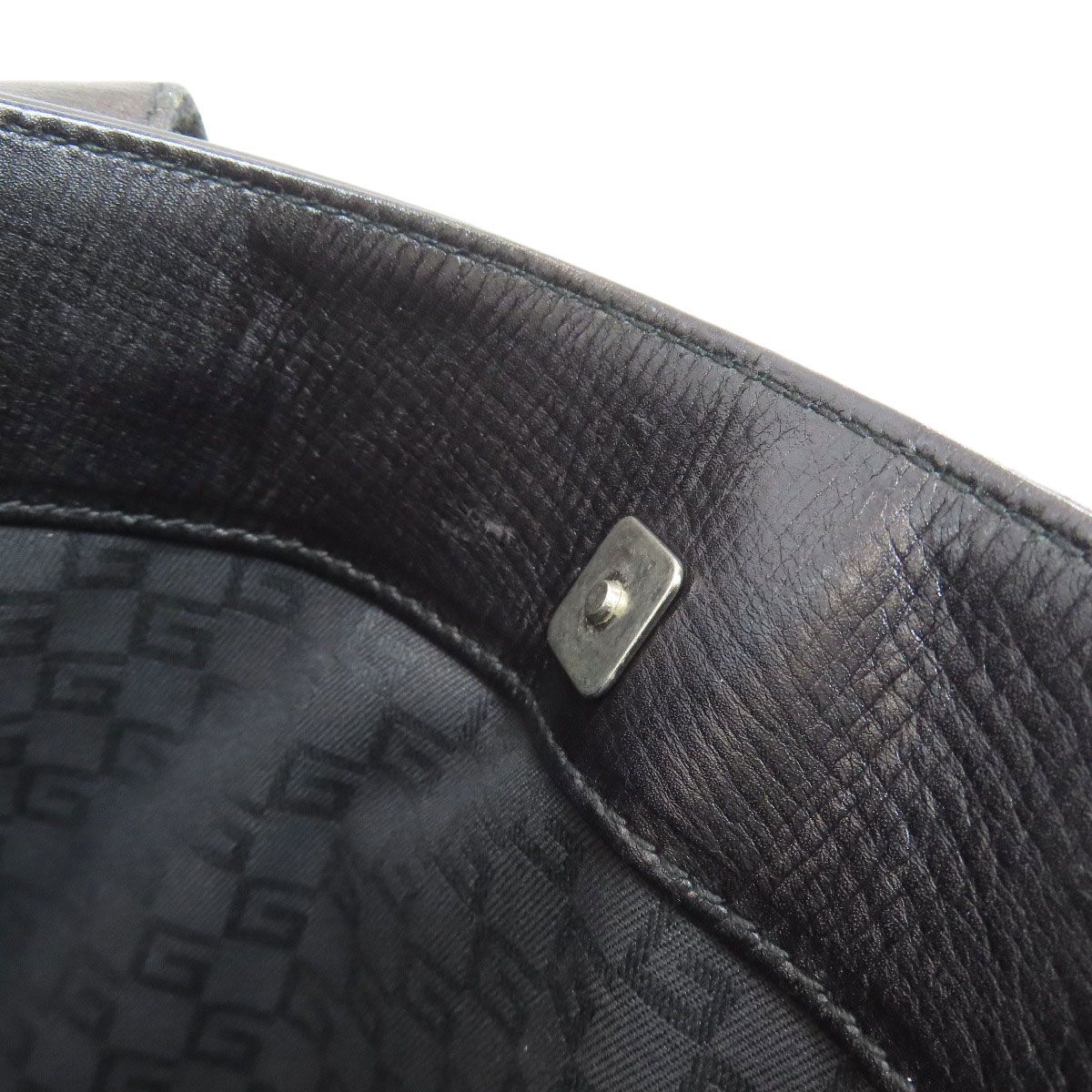 Gucci Logo Handbag Leather — view 9