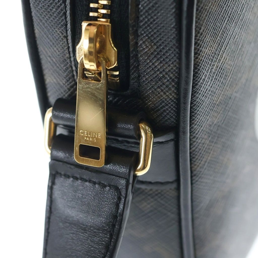 Celine Triomphe Shoulder Bag Brown — view 6