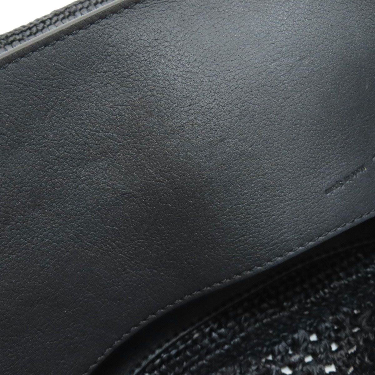 Loewe Ora 2-Way Handbag Raffia Leather — view 8