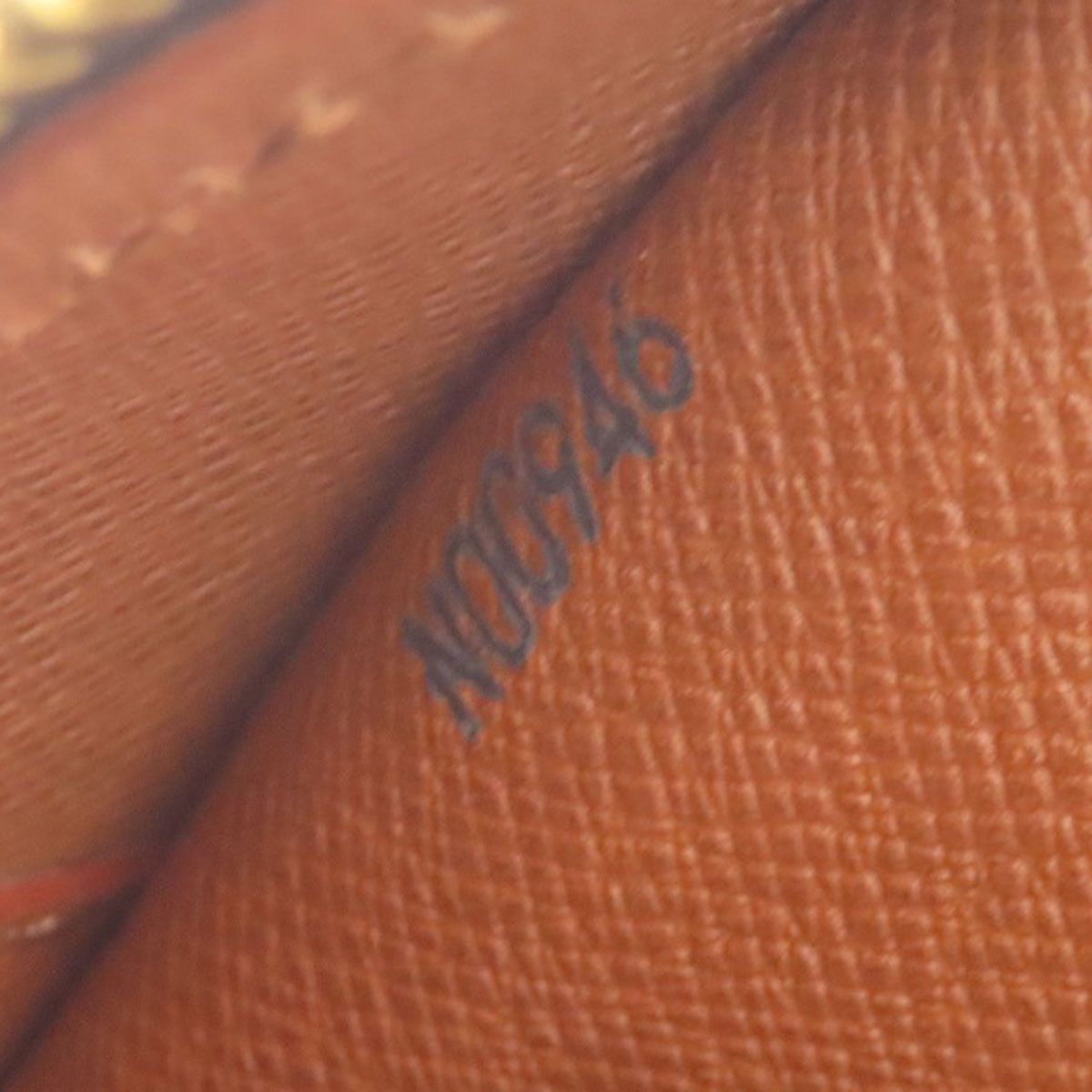 Louis Vuitton Blower Shoulder Bag Monogram Canvas — view 7
