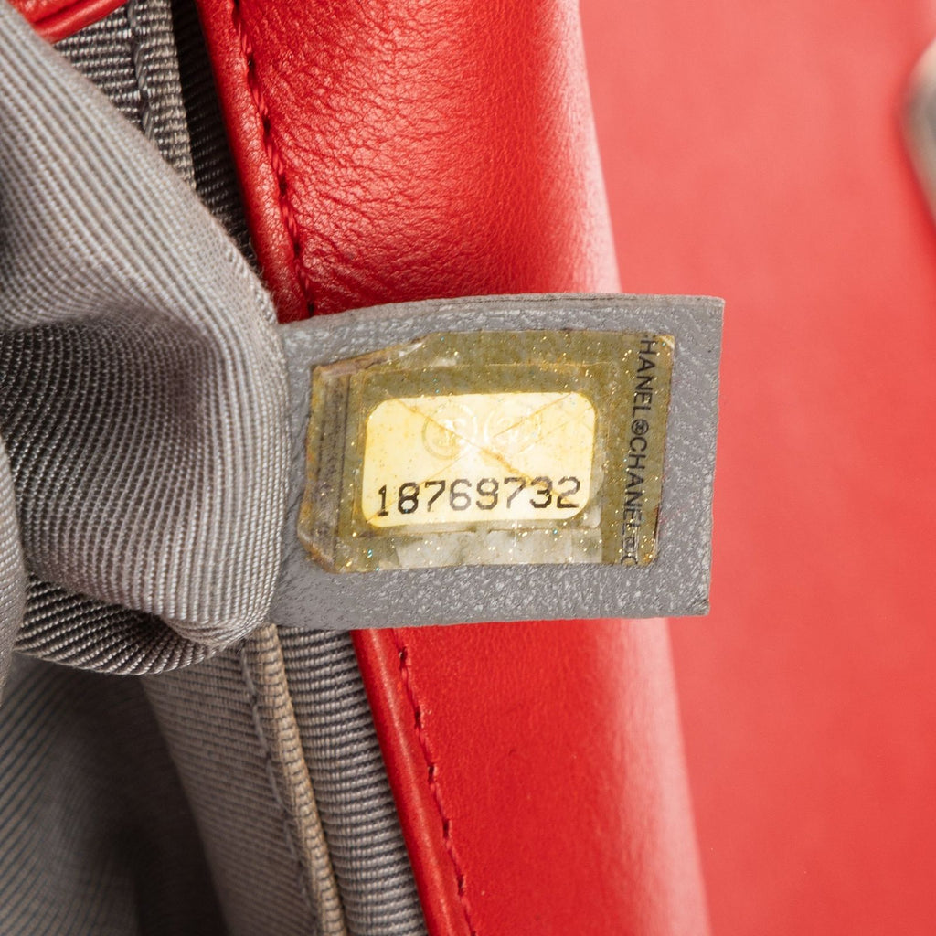 Chanel Wild Stitch Boy Red Quilted Calfskin Shoulder — view 3