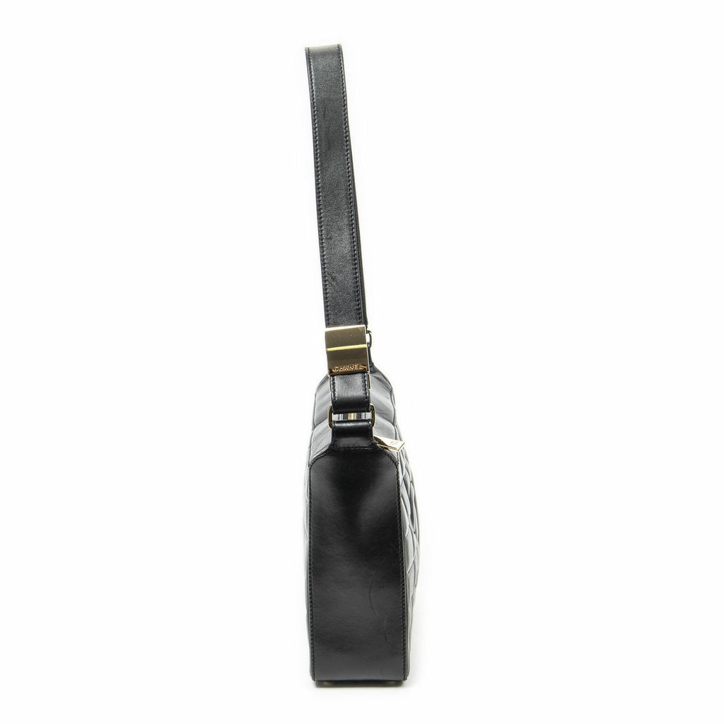 Chanel CC Square Zip Hobo Black Quilted Caviar Leather — view 4