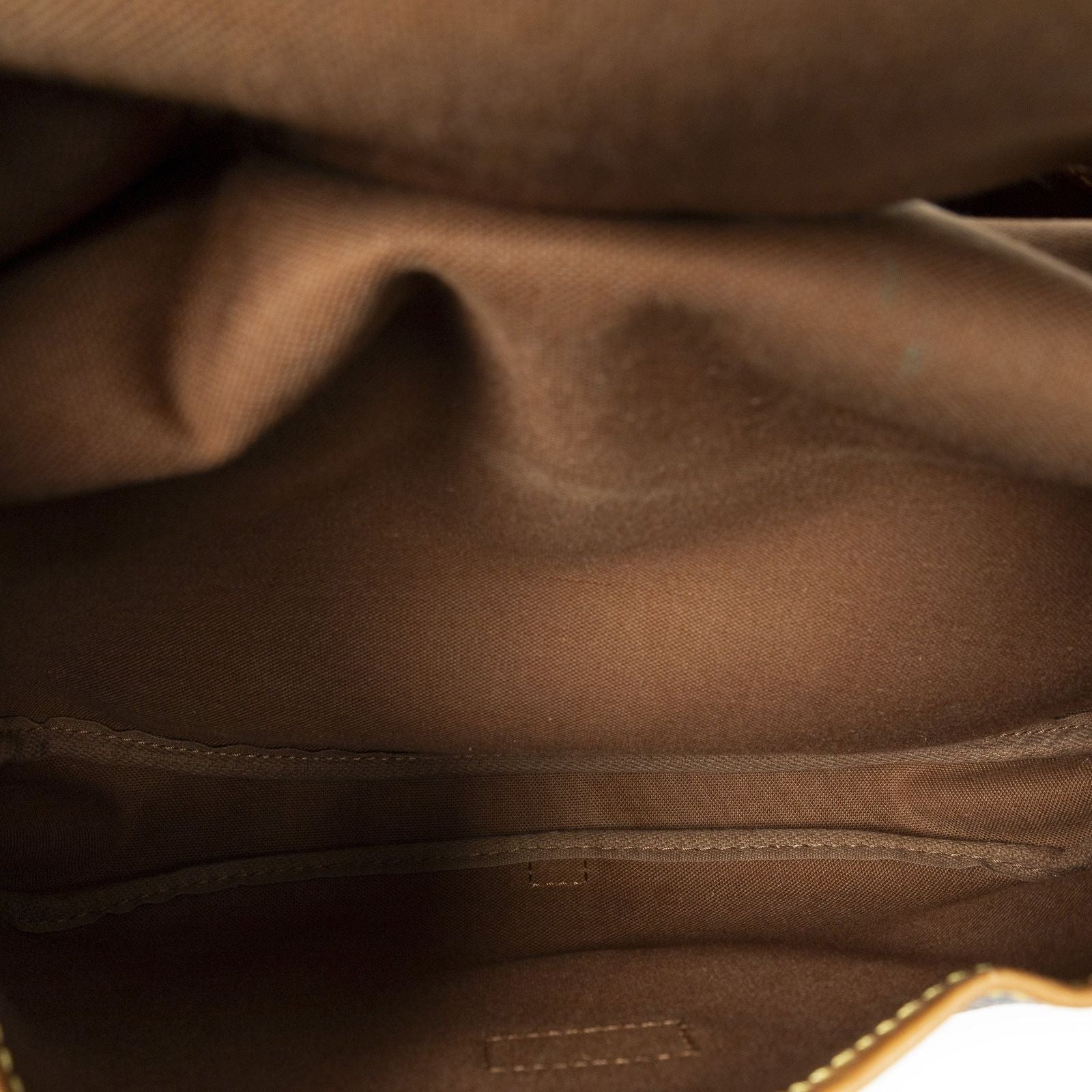 Louis Vuitton Saumur Brown Monogram Canvas — view 9