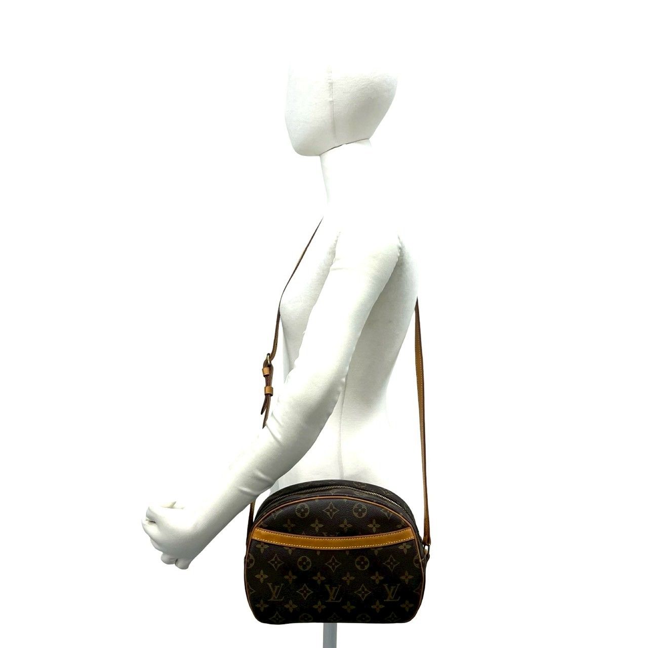 Louis Vuitton Vintage Blois Monogram Leather Mini Shoulder Bag Crossbody Brown — view 2