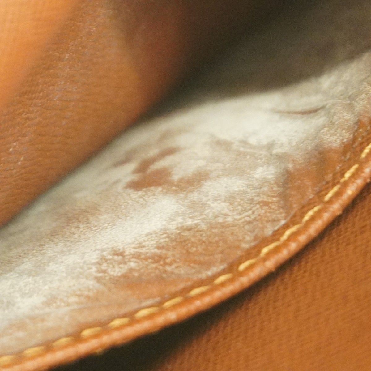 Louis Vuitton Shoulder Bag Monogram Amazon Brown — view 9