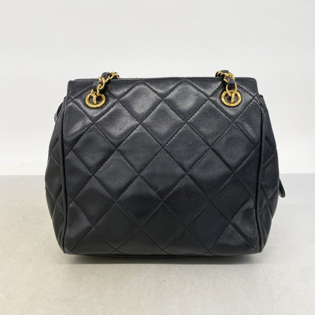 Chanel Shoulder Bag Quilted Lambskin Black Gold — view 9