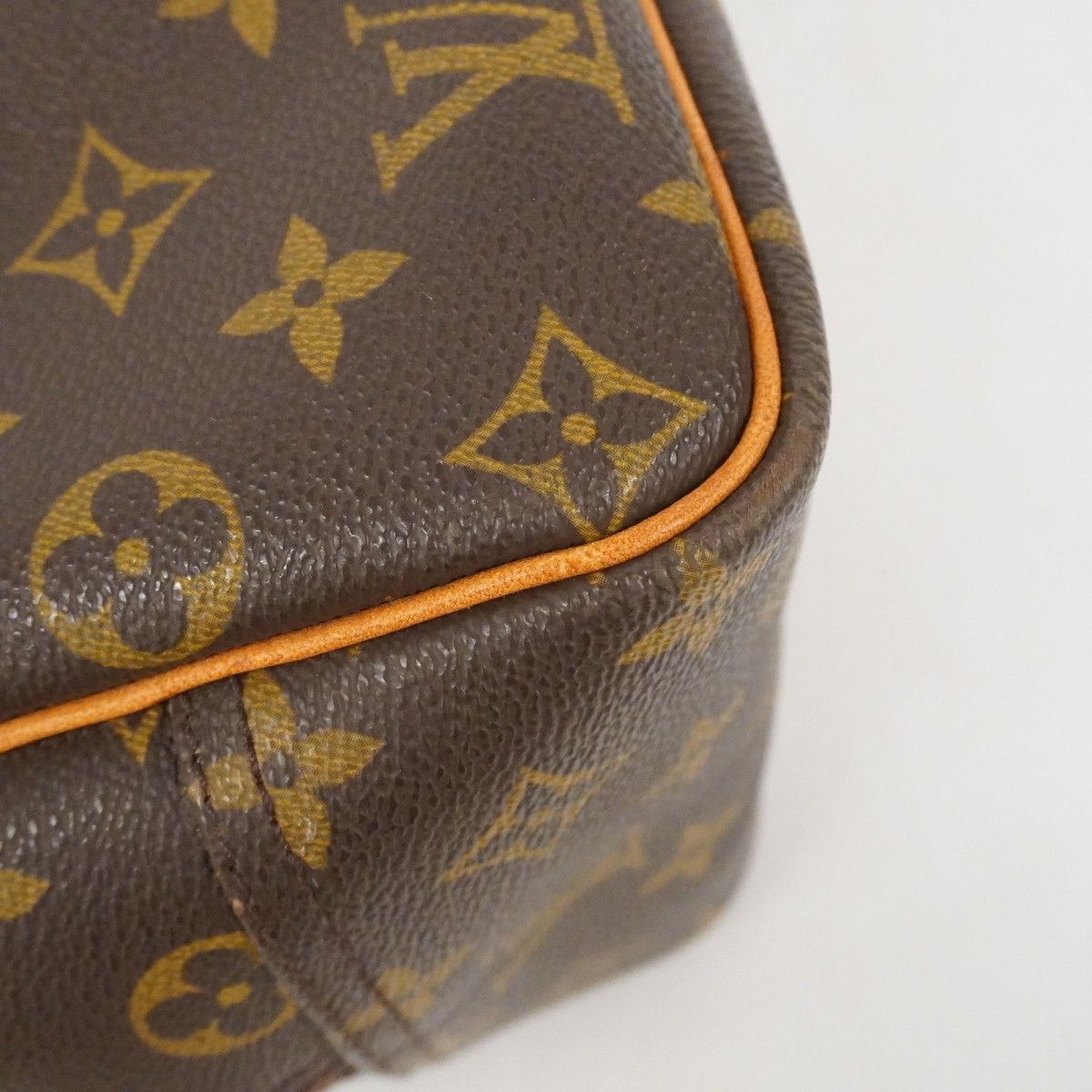 Louis Vuitton Handbag Monogram Deauville Brown — view 6