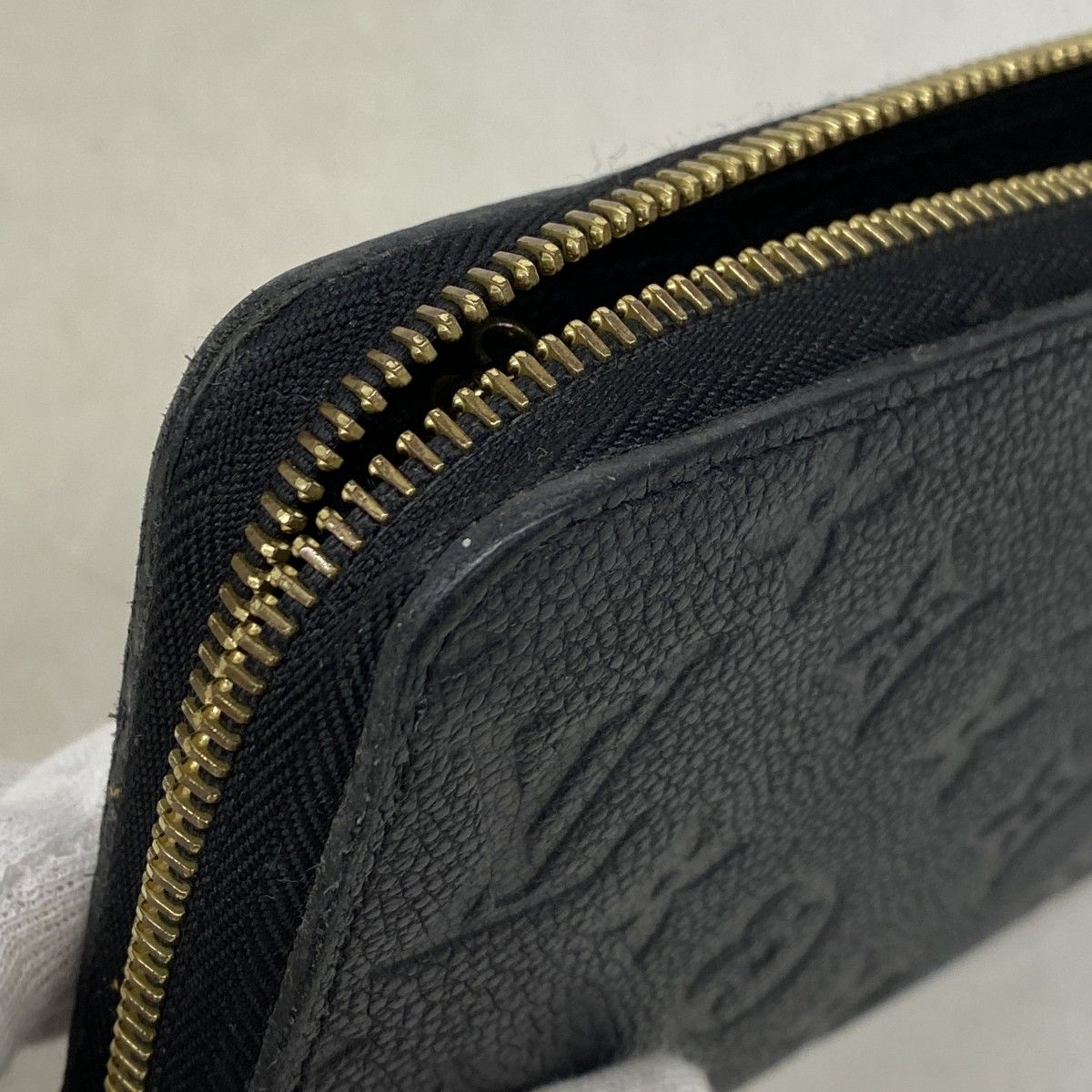 Louis Vuitton Wallet Monogram Empreinte Zippy Noir — view 6