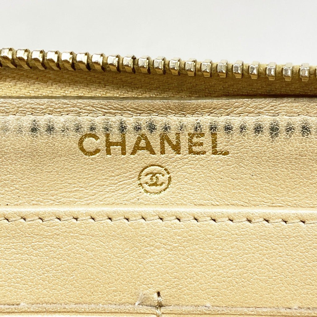 Chanel Wallet Quilted Caviar Leather Beige Gold — view 4