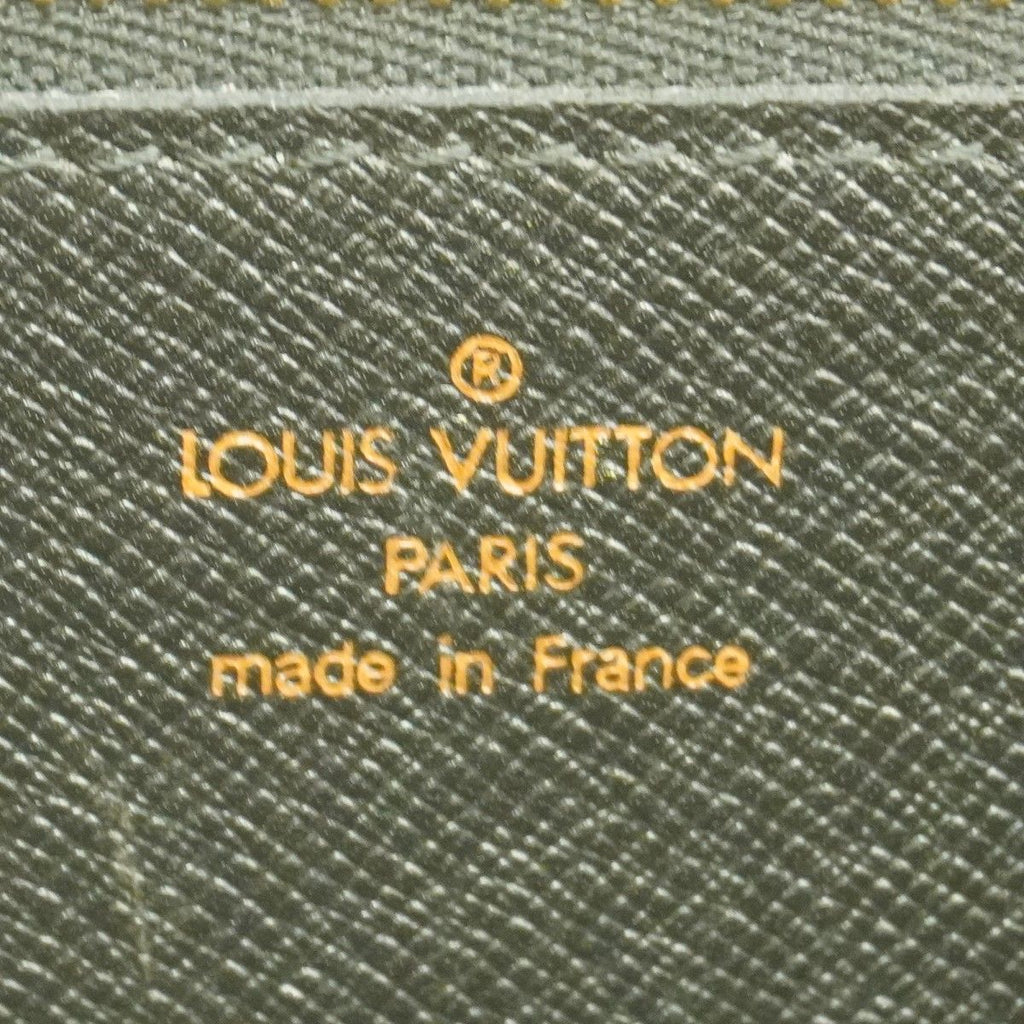 Louis Vuitton Clutch Epi Pochette Series Dragonne Noir — view 5