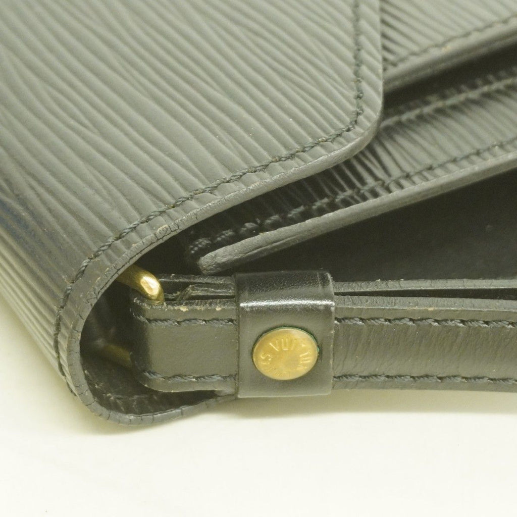 Louis Vuitton Clutch Epi Pochette Series Dragonne Noir — view 7