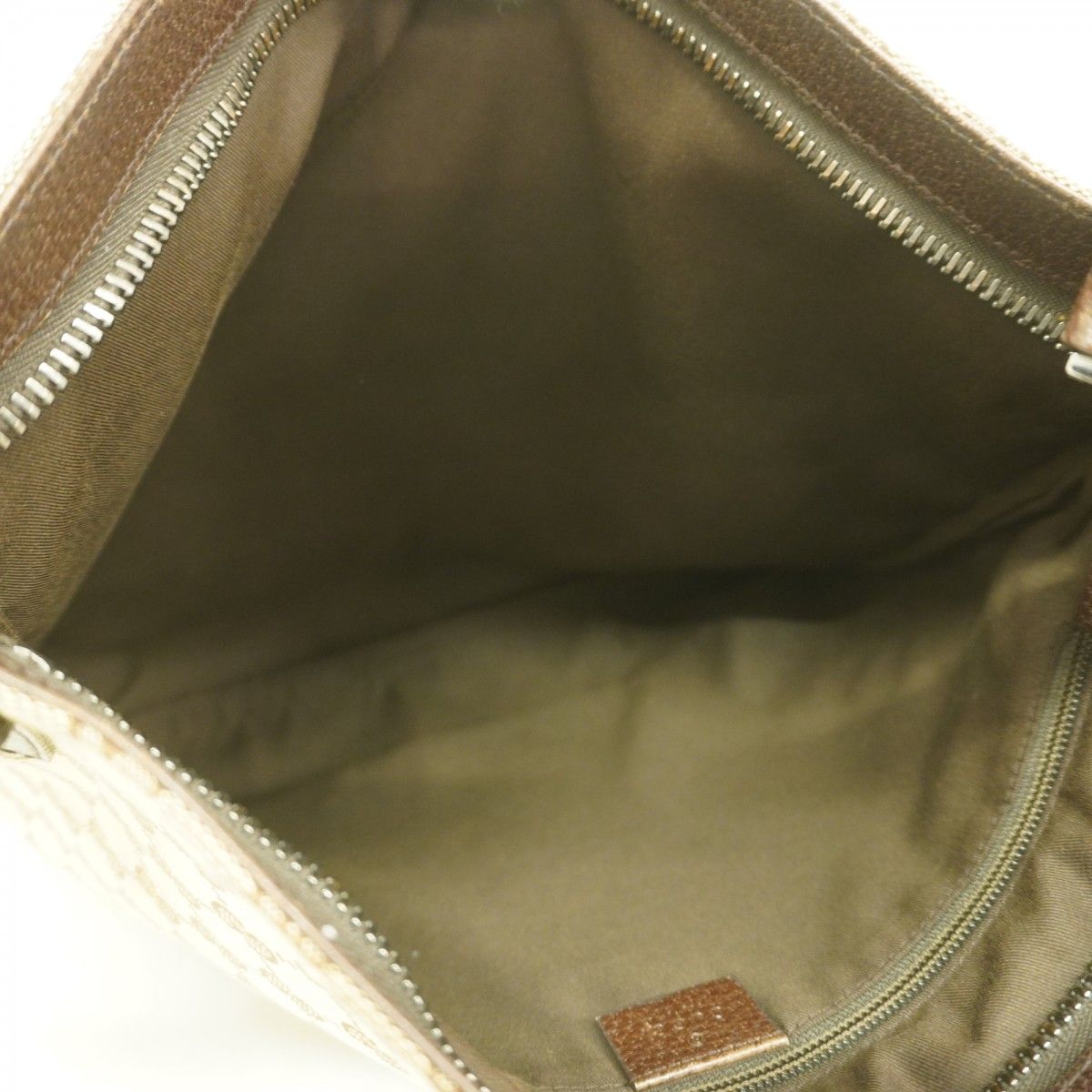 Gucci Shoulder Bag GG Canvas Beige Silver — view 4