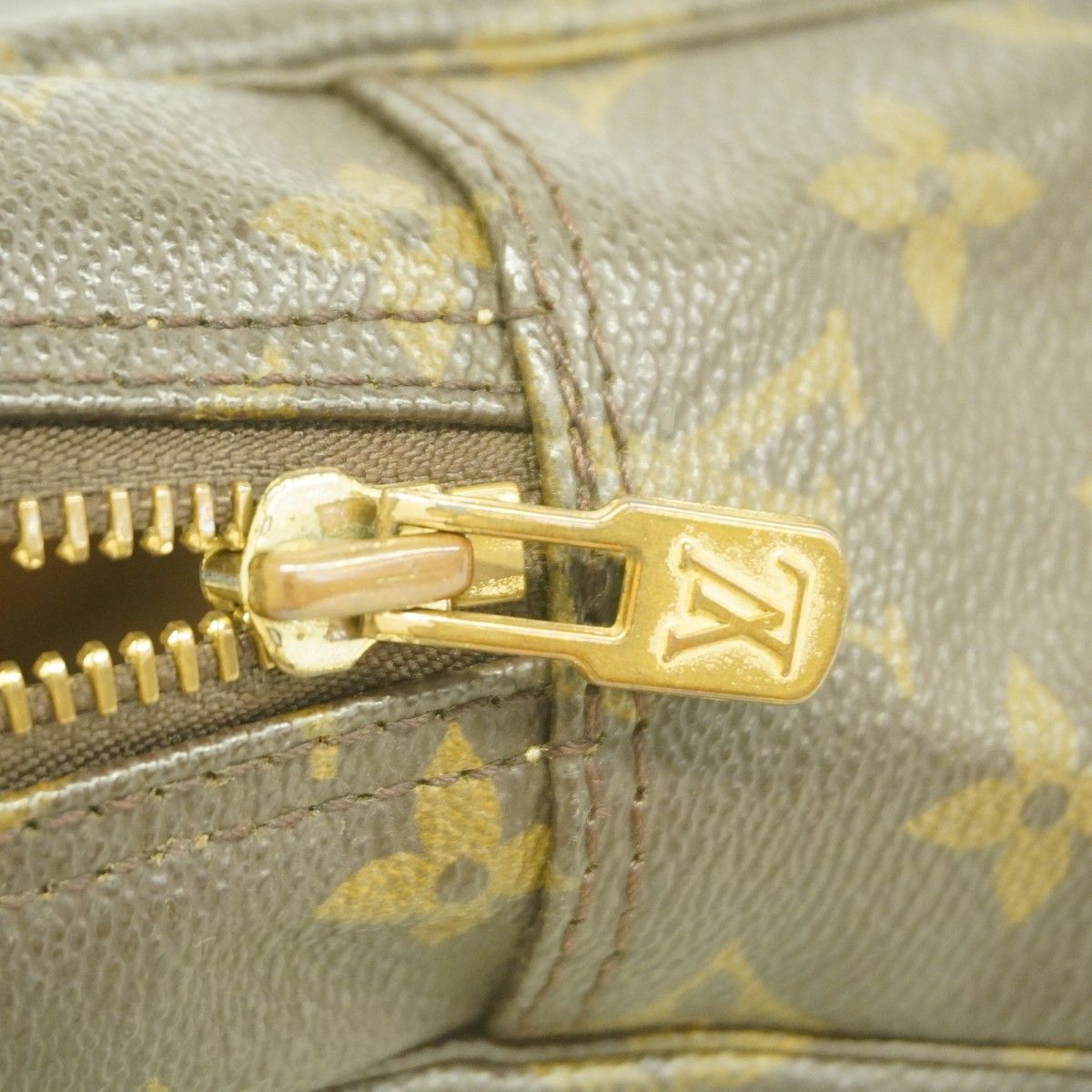 Louis Vuitton Pouch Monogram Trousse Toilet 28 Brown — view 9