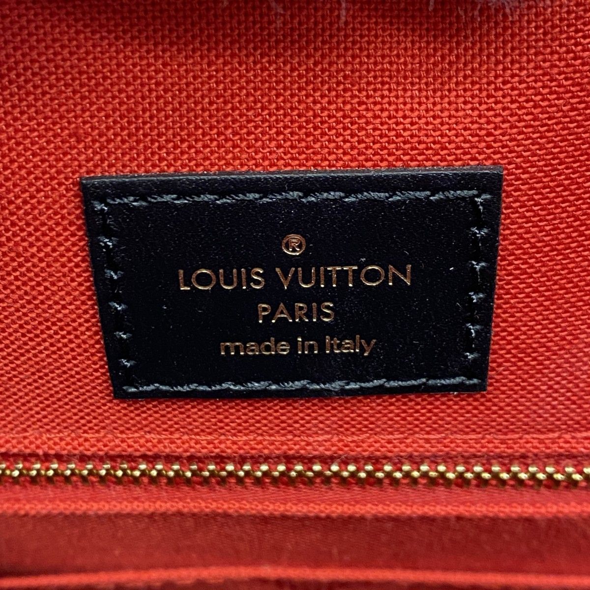 Louis Vuitton Tote Monogram Giant Reverse On The Go MM Brown 2-Way — view 5