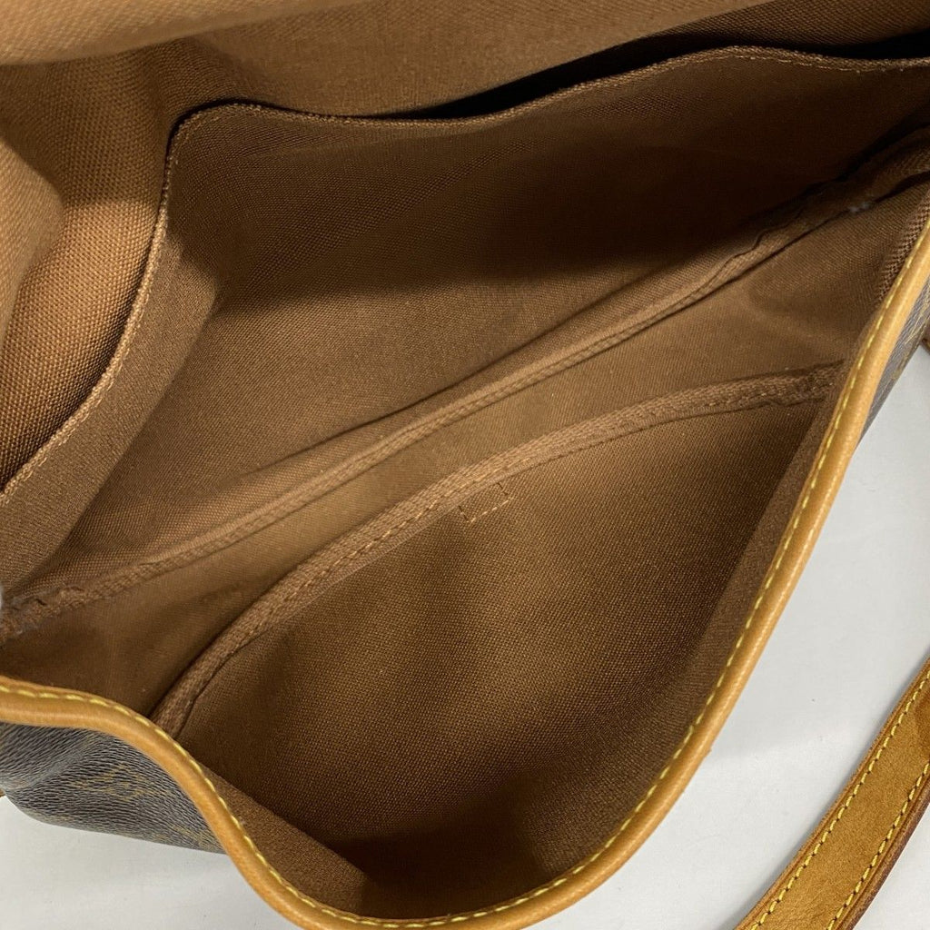 Louis Vuitton Shoulder Bag Monogram Saumur 30 Brown — view 4